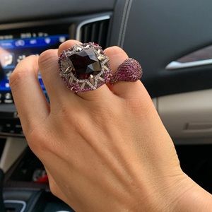 QUEENSBEE Pink Waterfall Ring
